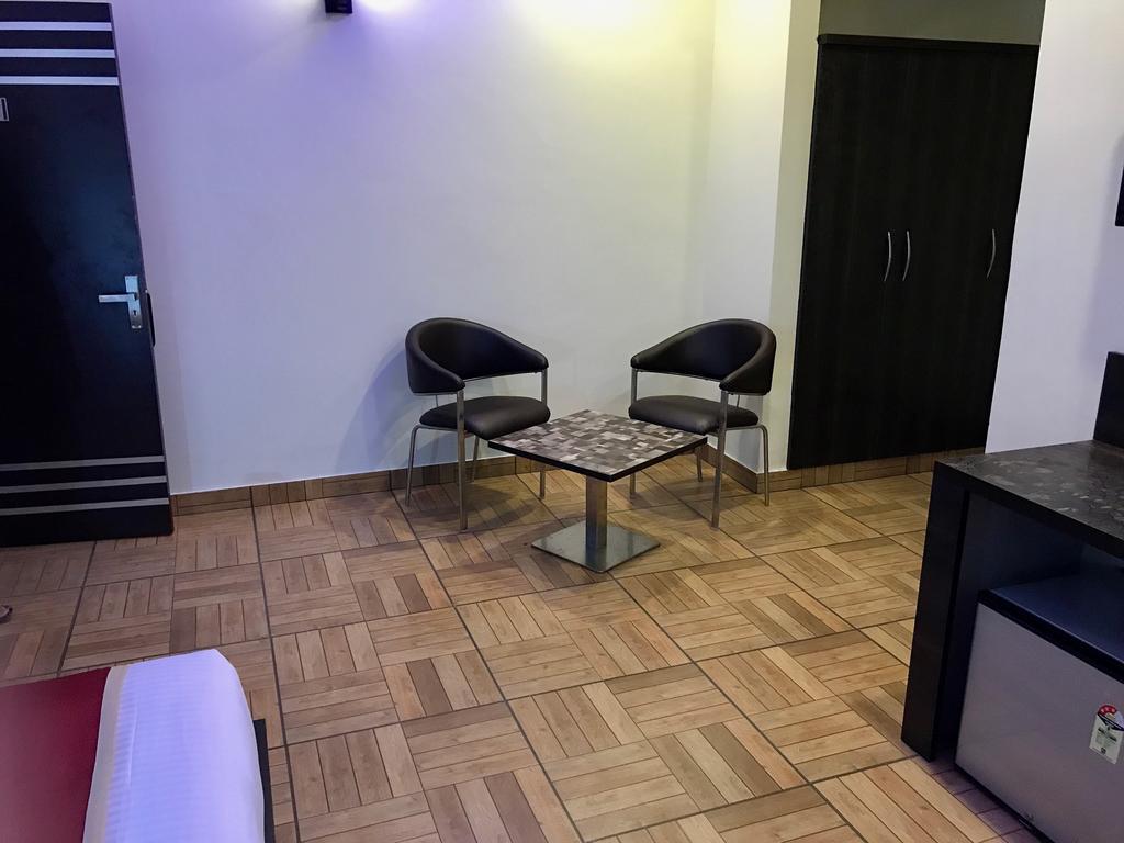 The Park Residency Otel Greater Noida Dış mekan fotoğraf