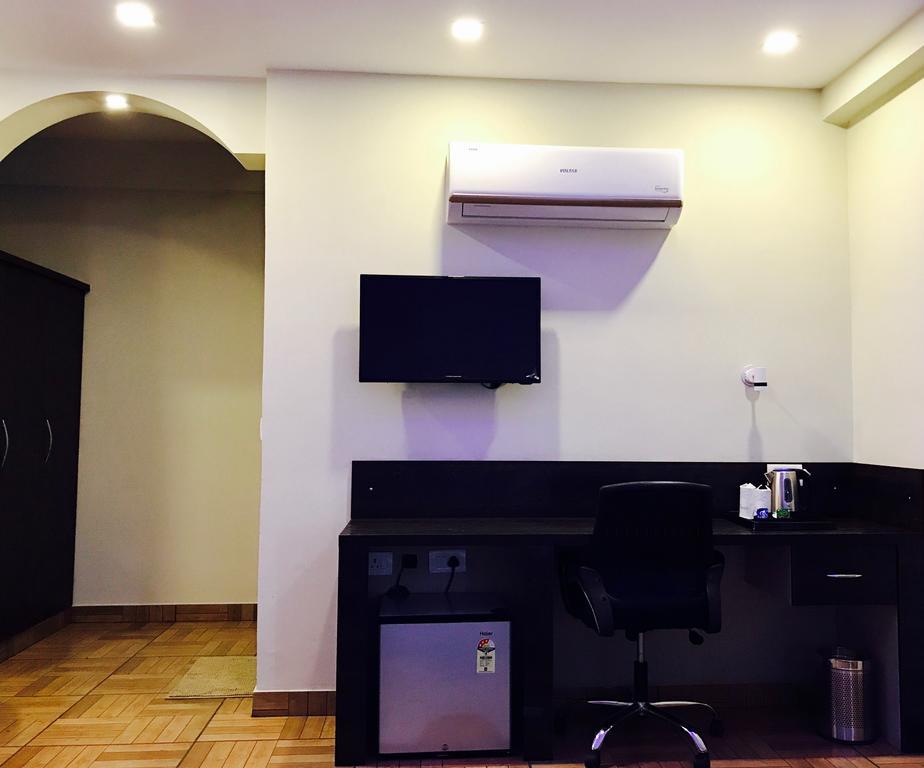 The Park Residency Otel Greater Noida Dış mekan fotoğraf