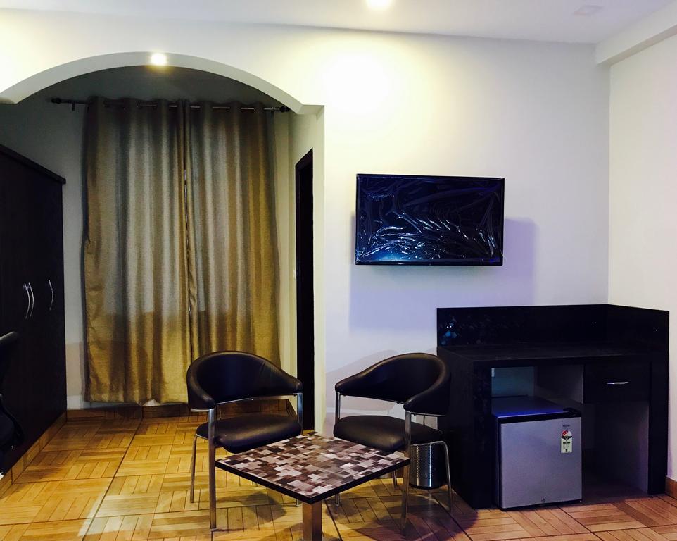 The Park Residency Otel Greater Noida Dış mekan fotoğraf