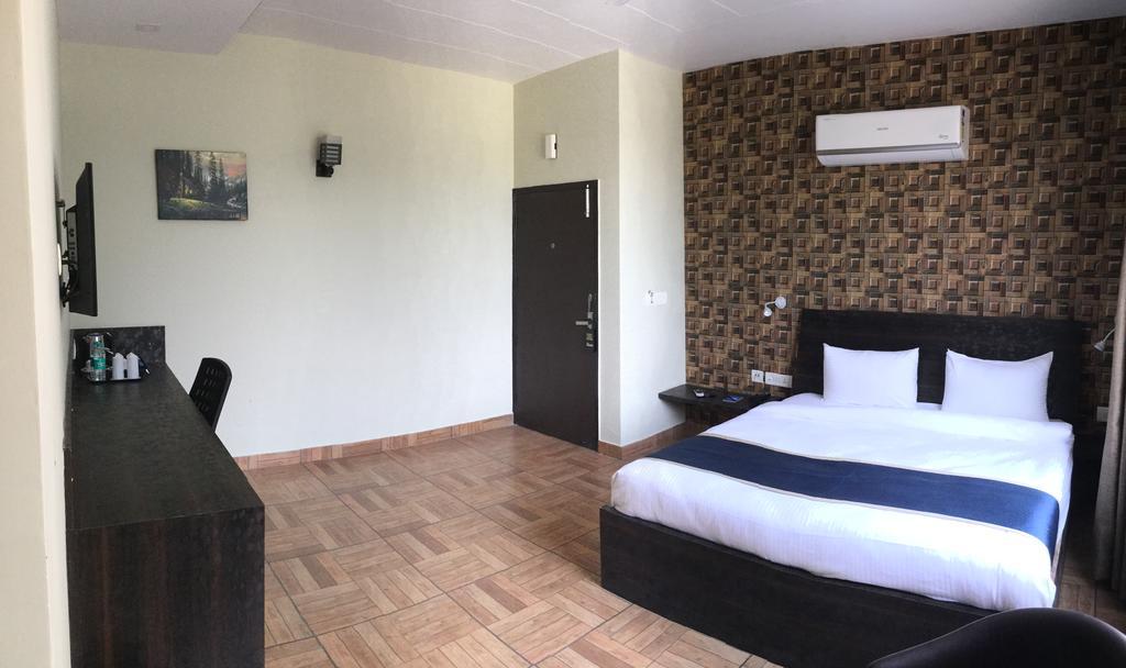 The Park Residency Otel Greater Noida Dış mekan fotoğraf