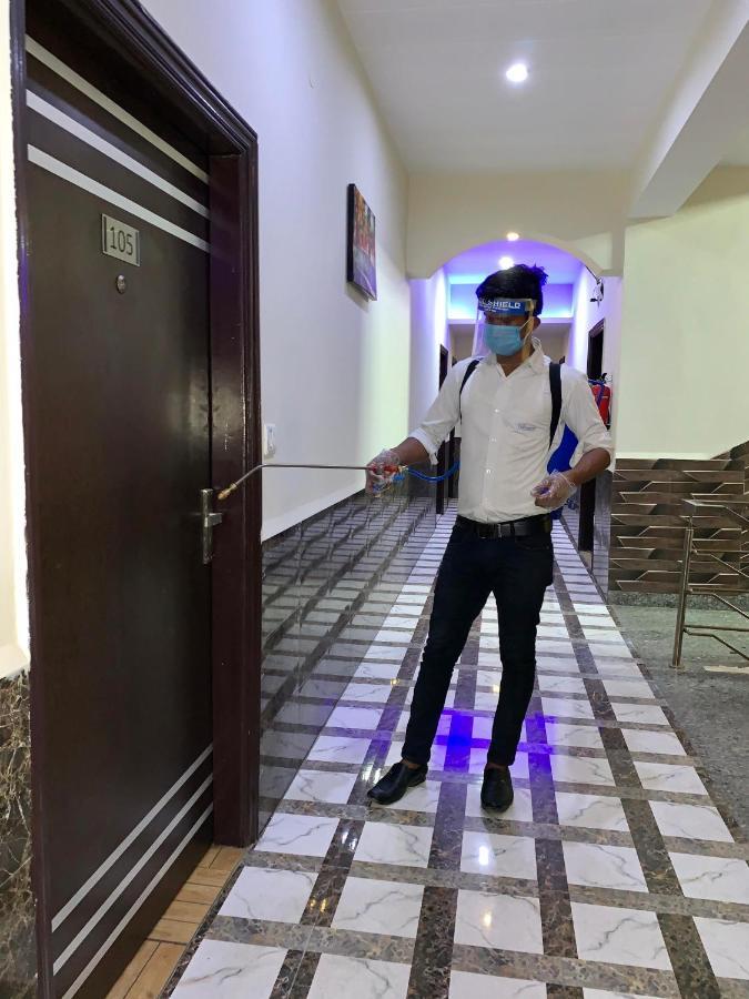 The Park Residency Otel Greater Noida Dış mekan fotoğraf